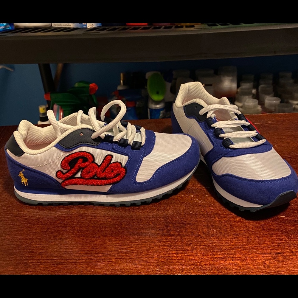 SIZE 2 RALPH LAUREN POLO SNEAKERS! NEE WITH TAG!